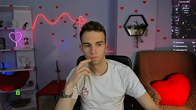 Chatroom XXX en direct de astren_villo