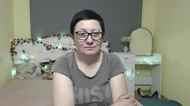 Chatroom XXX en direct de EmilyL0ve