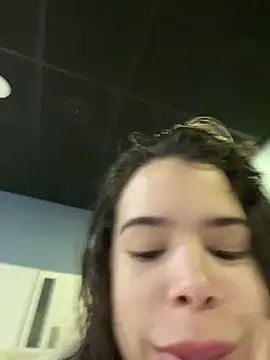 Brigitte01 Show in webcam