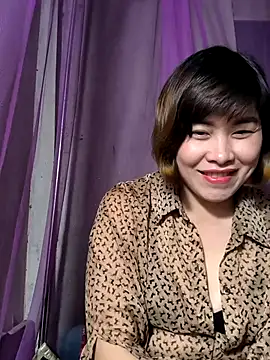 Chatroom XXX en direct de juicy-milu