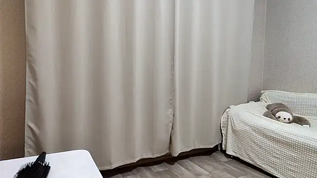 Chatroom XXX en direct de CecileSpeights