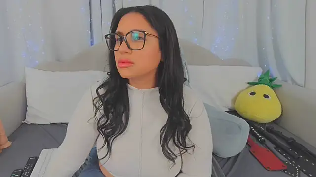 Chatroom XXX en direct de MeghanXO