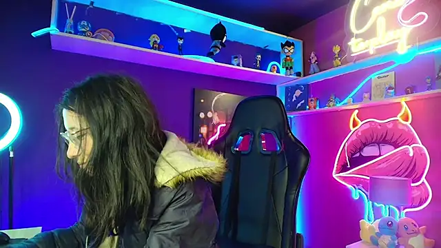 Chatroom XXX en direct de MyCutieBabe