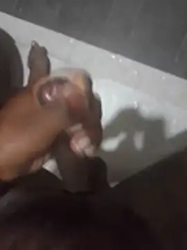 Luky2-35 élő XXX-chatje