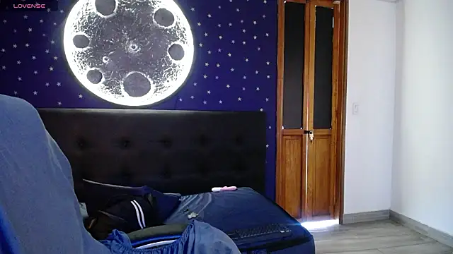 Chatroom XXX en direct de Megara_25