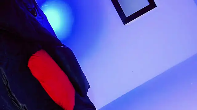 Pokazy przed kamerką – daniela_dolls