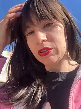 AlanaRius18 现场XXX聊天