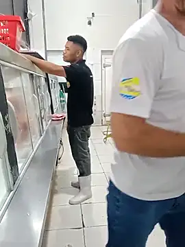 Czat XXX na żywo – RobertoLuiz84