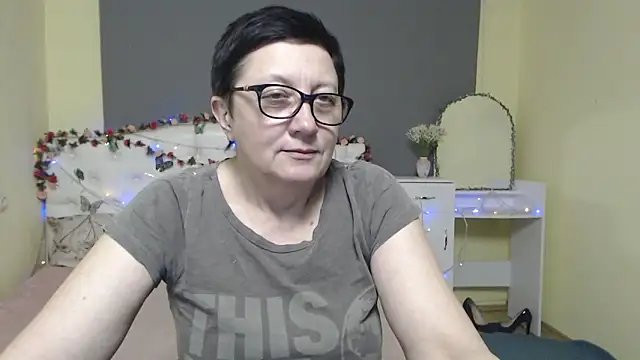 Chatroom XXX en direct de EmilyL0ve