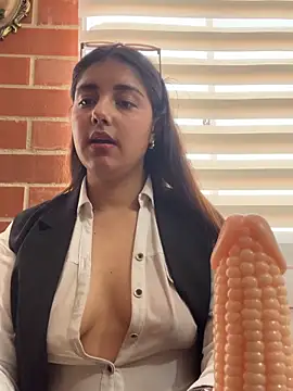 Chatroom XXX en direct de A-uroora