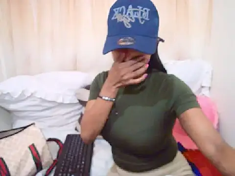 Chatroom XXX en direct de Simply_pleasure00