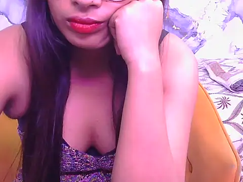 Aayesha-queen – webcam-show