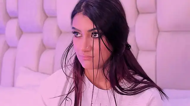 Chatroom XXX en direct de KatherineRuiz_