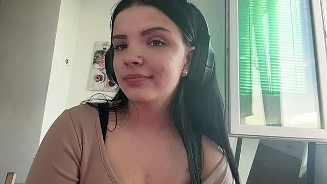 Show modela Kateqte na web-kameri