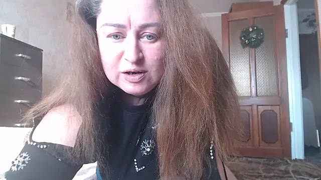 Amy_August Chat XXX in diretta