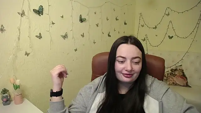 Chatroom XXX en direct de MilanaPrice