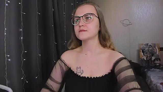 Chatroom XXX en direct de MissBrightShine