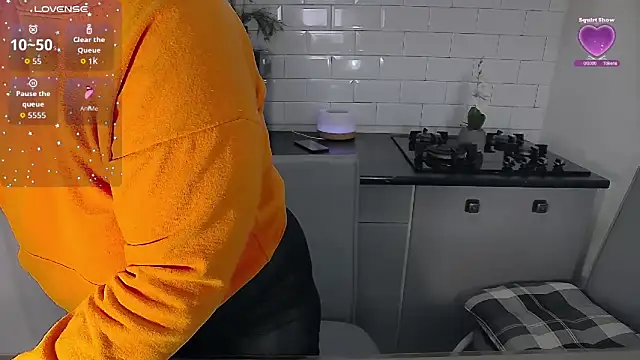 erikaerika 即時 XXX 聊天