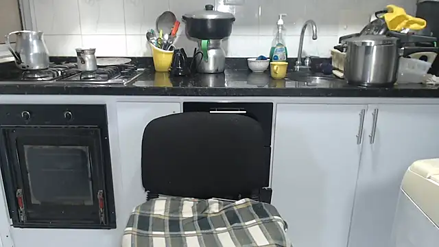 kateleyagrey: απευθείας συνομιλία ΧΧΧ