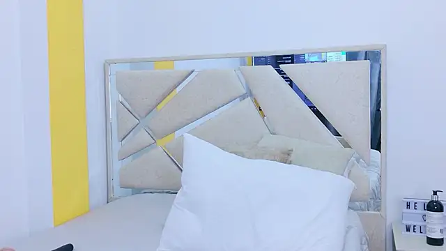 KiimBrooks Chat XXX in diretta