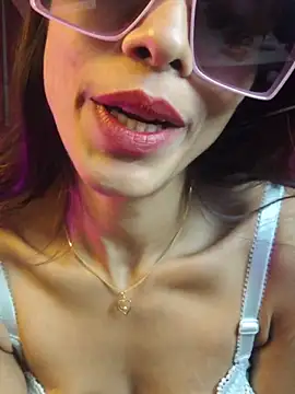 Ivy_the_goddess' Live XXX Chat