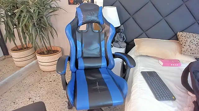 kai_storn's Live XXX Chat