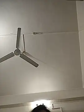 NakedMILFx Chat XXX live