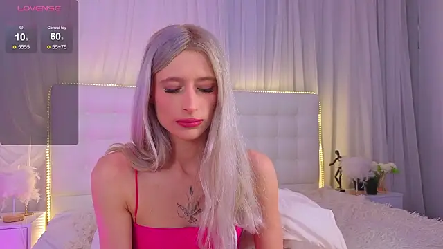 Show modela Monica_Leen na web-kameri