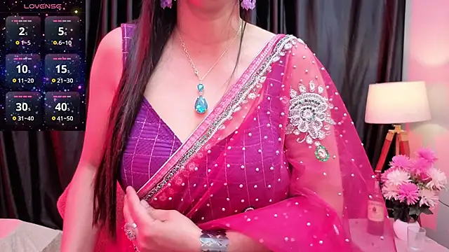 Madam-MayaaのライブXXXチャット