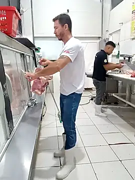 RobertoLuiz84のウェブカメラショー