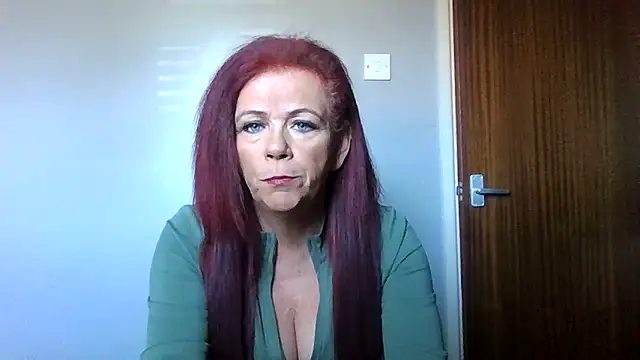 دردشة Forbidden-Irish-x  الجنسية المباشرة