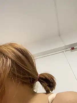 czczcz1231 Show Webcam