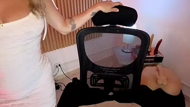 MarianL0ve's Webcam Show