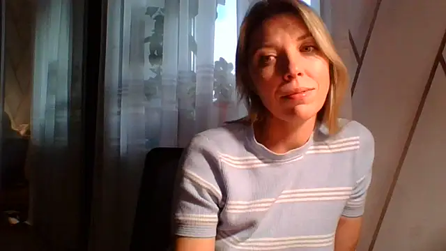 VelvetLove287 élő XXX-chatje