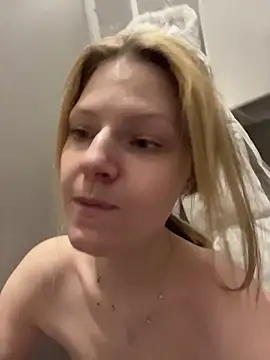 دردشة MaryHiggins الجنسية المباشرة