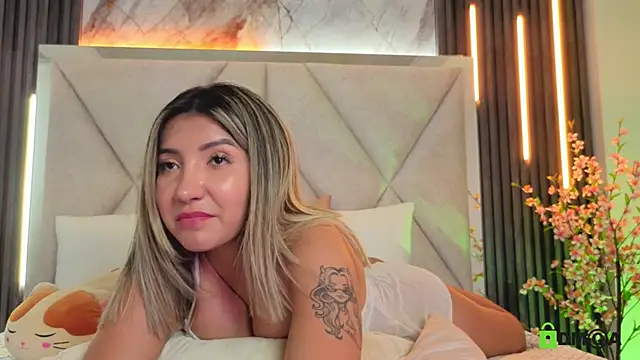 Happy_tits Live XXX-chat