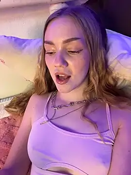 MilaMoone's Live XXX Chat