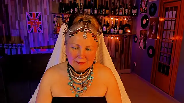 LilaMaharani 即時 XXX 聊天