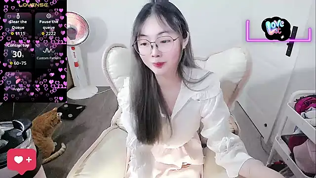 baby-yaya20 Show Webcam