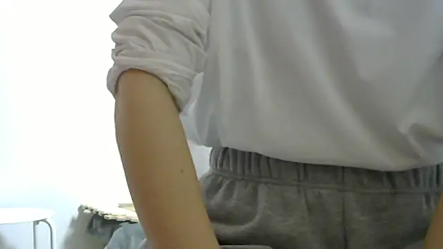 leopiii-iiJP Live XXX-Chat