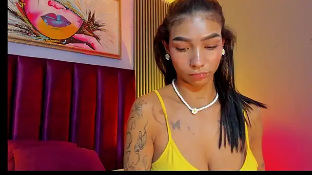 XXX chat uživo modela LauraAristizabal