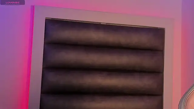 Živý XXX chat adhalee_js