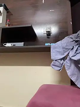 Modelbigbobs 即時 XXX 聊天