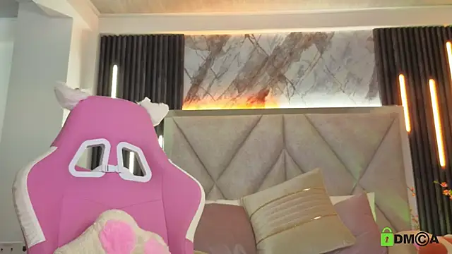 Онлайн чат XXX Happy_tits