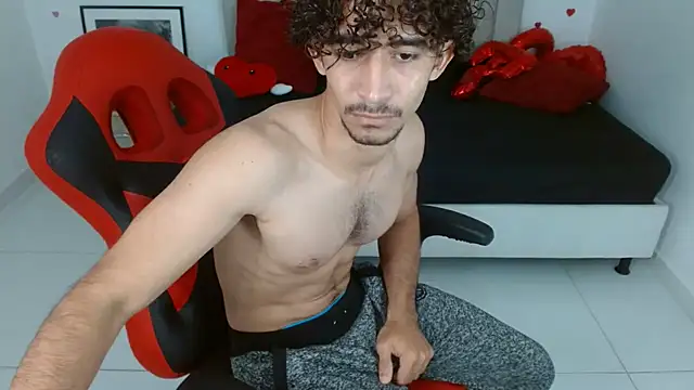 Онлайн чат XXX Caius_fox