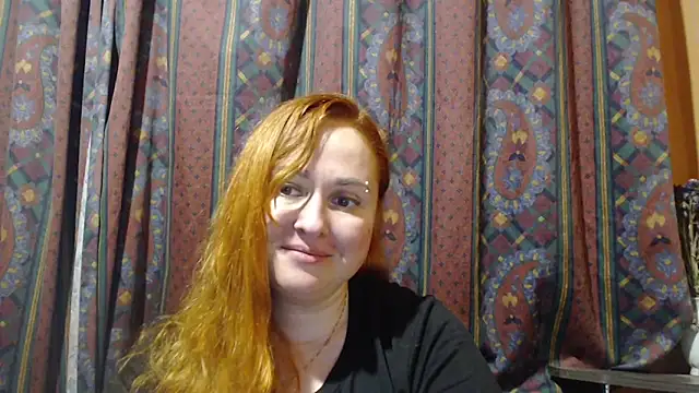 Foxy_Kate3333: онлайн-секс-чат