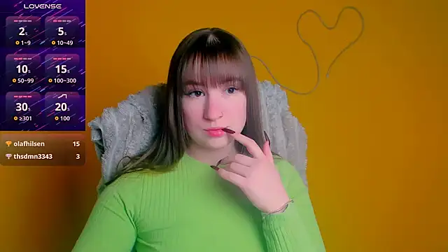 Evelina_GGのライブXXXチャット