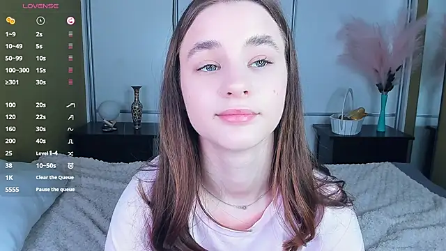 Chatroom XXX en direct de JinnyMcie