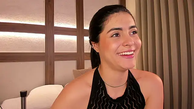 SarhaVega's Live XXX Chat