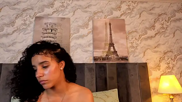 ElizabethSwift's Live XXX Chat